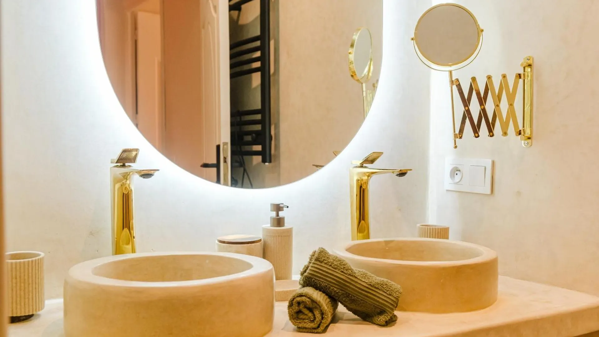 Heart Of Gueliz - Riad With Rooftop & Heated Pool Marrakesh